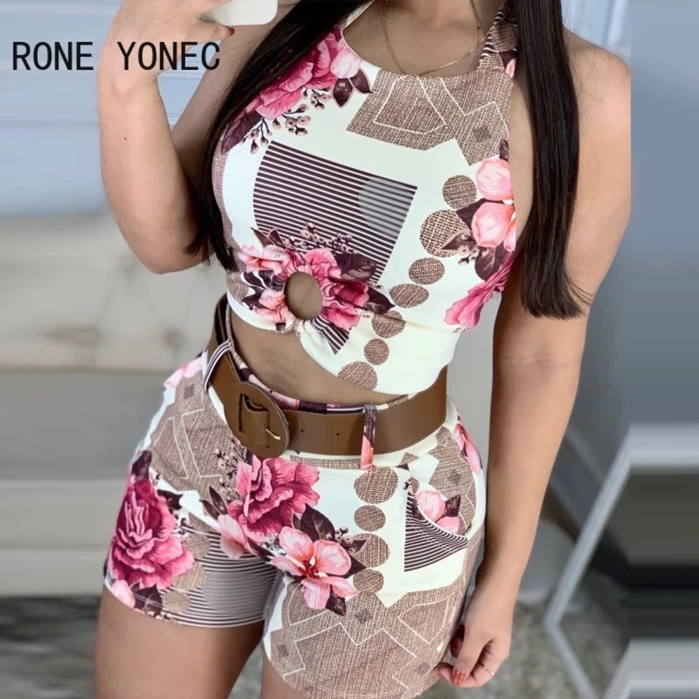 Short set - Picture 2 of 4